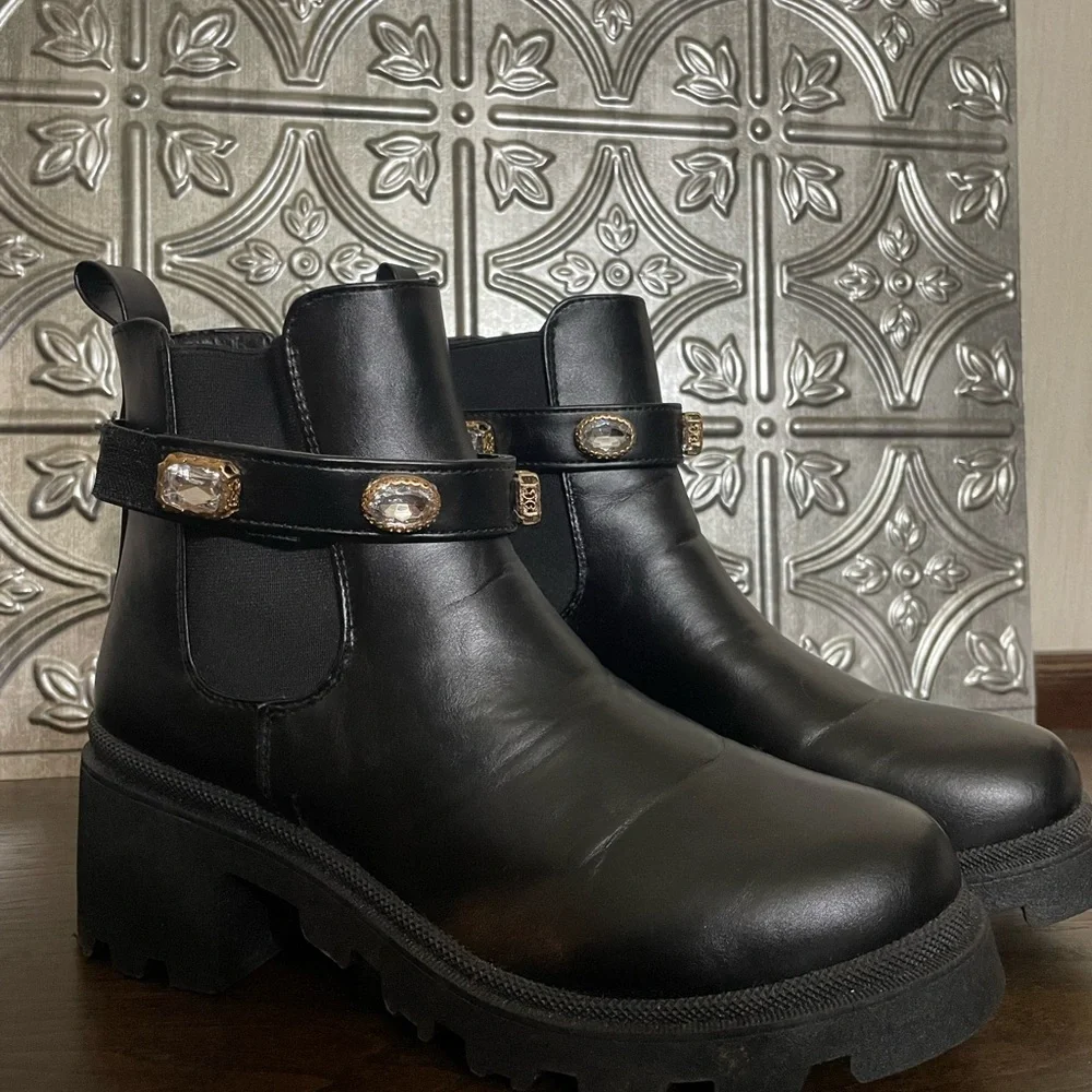 Black Platform Embellished Boots - Picture 2 of 7